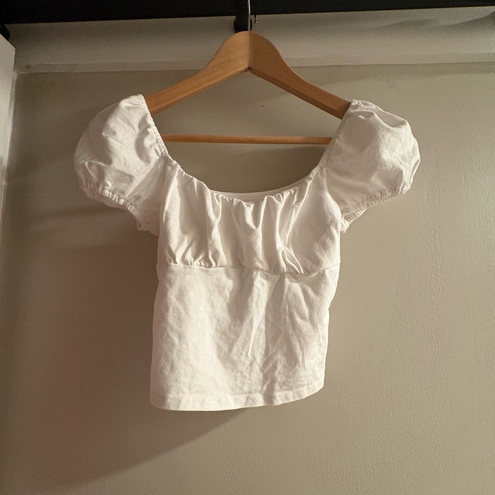 Hollister Women's Cream Puff Sleeve Blouse